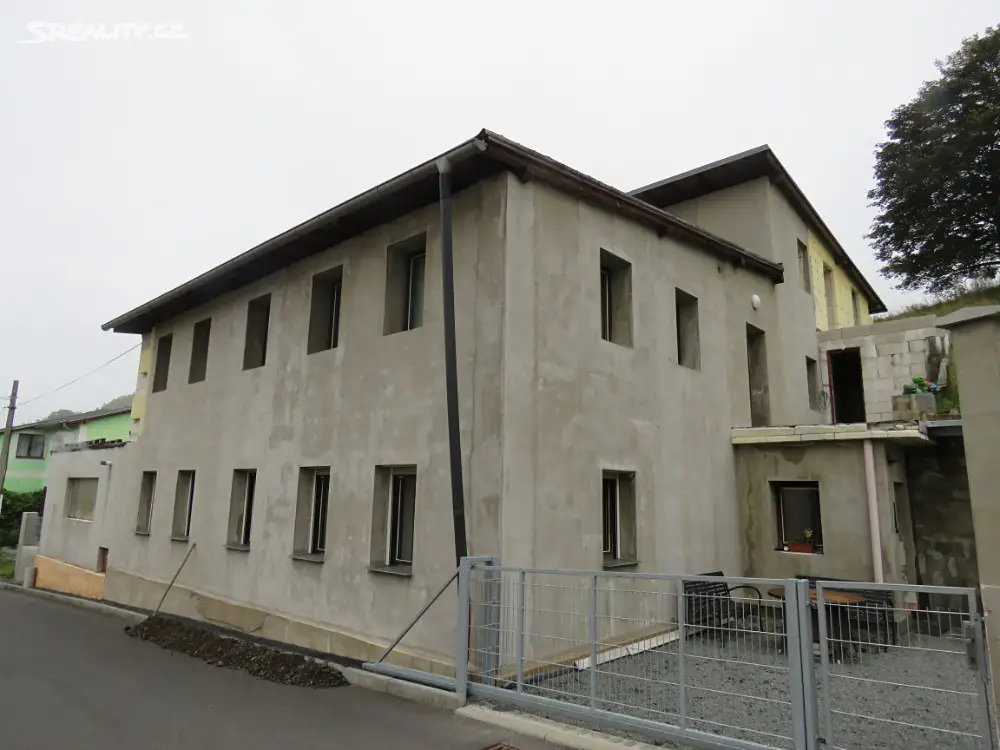 Prodej  rodinného domu 309 m², pozemek 1 673 m², Velichov, okres Karlovy Vary