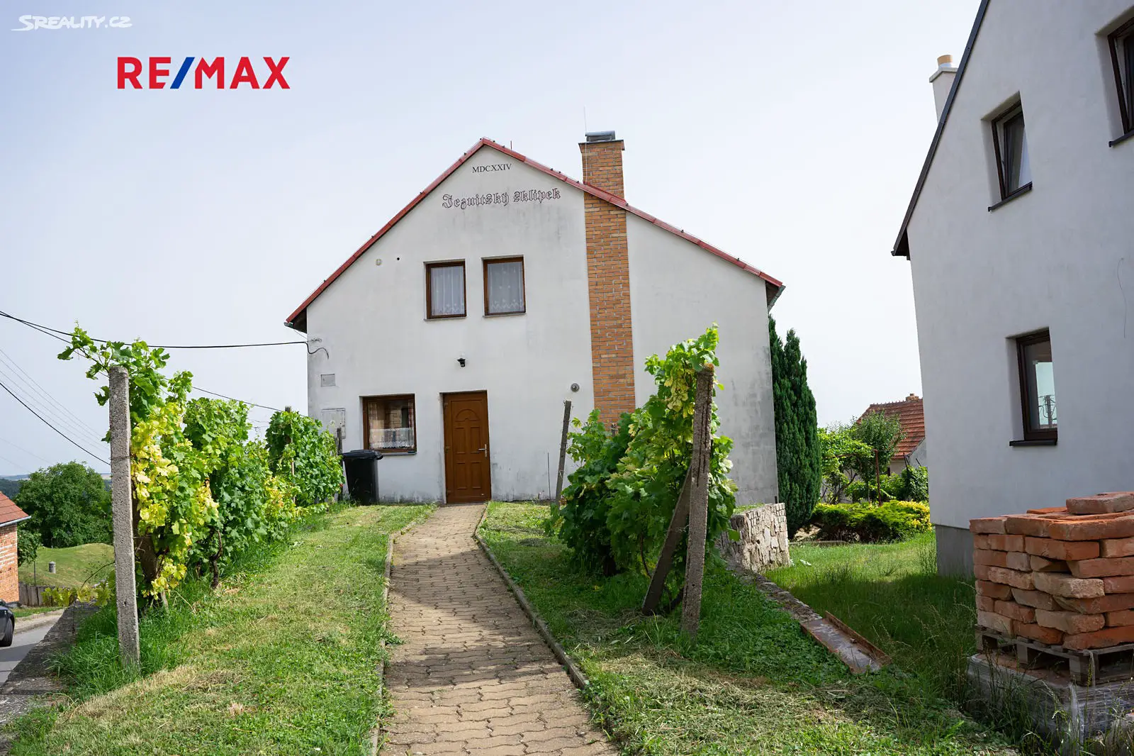 Prodej  rodinného domu 211 m², pozemek 105 m², Vrbice, okres Břeclav