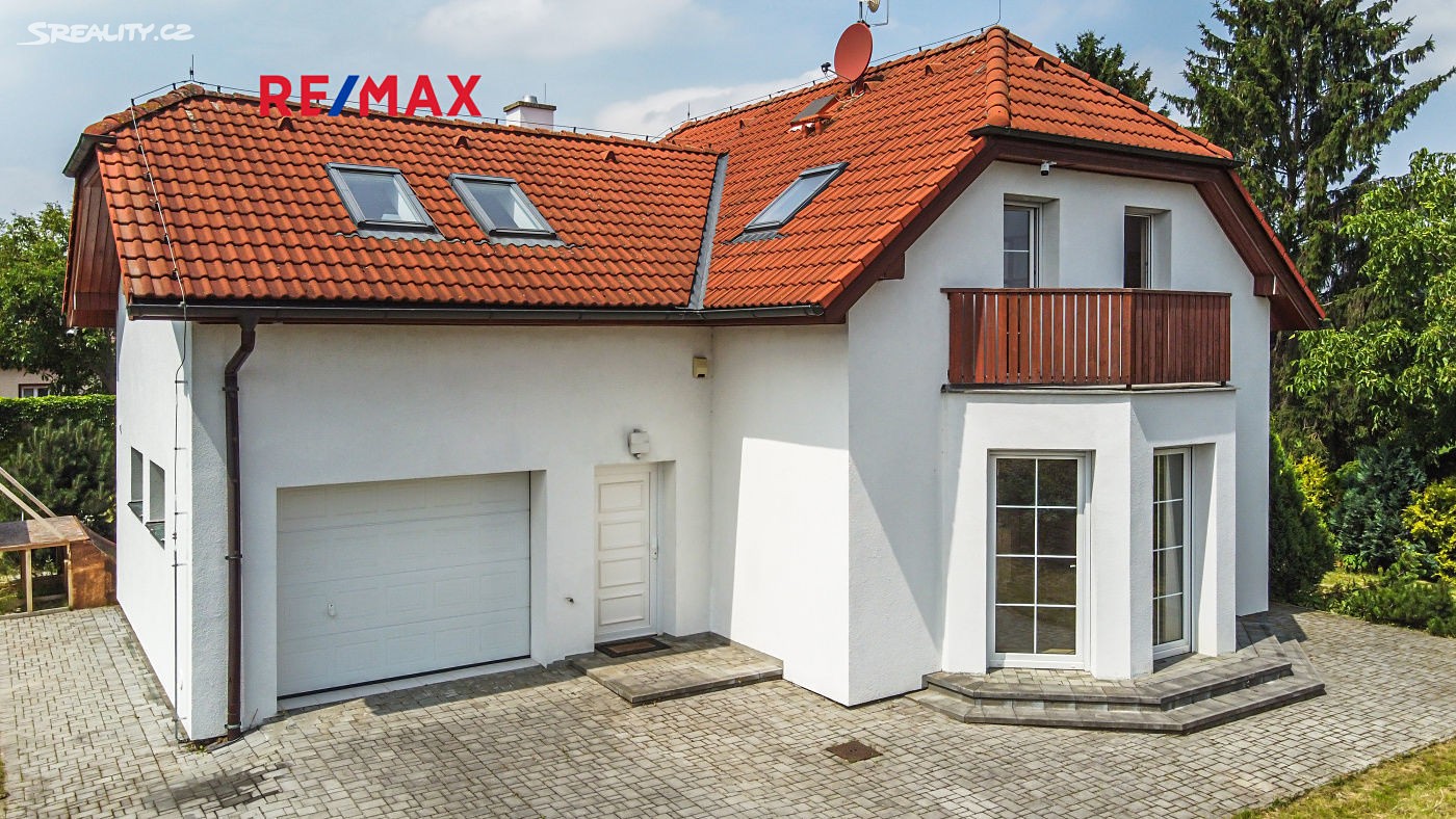 Prodej  rodinného domu 186 m², pozemek 953 m², Karfíkova, Praha 4 - Šeberov