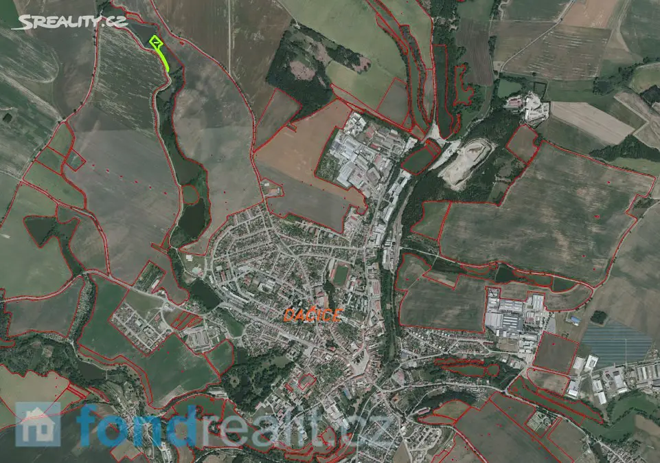 Prodej  pozemku 4 172 m², Dačice, okres Jindřichův Hradec