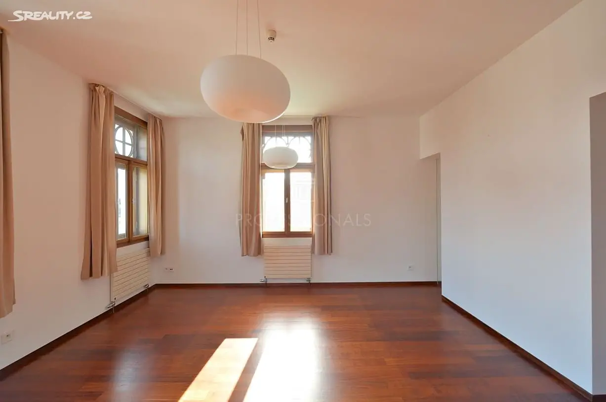 Pronájem bytu 5+1 210 m², Pod Kaštany, Praha 6 - Bubeneč