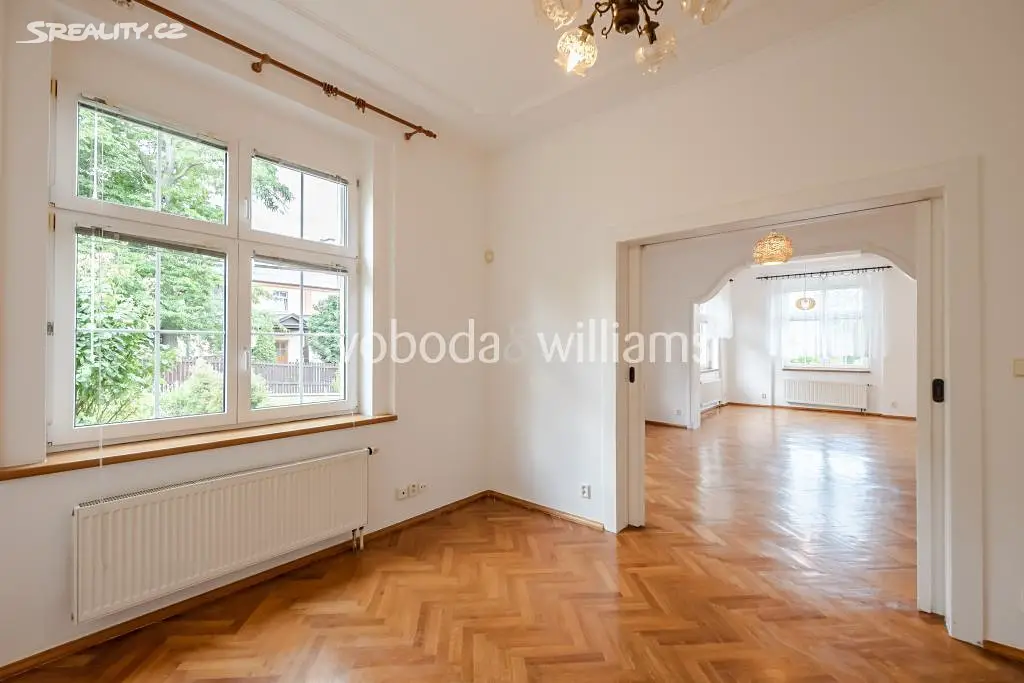 Prodej  rodinného domu 335 m², pozemek 1 180 m², Máchova, Ústí nad Labem - Střekov