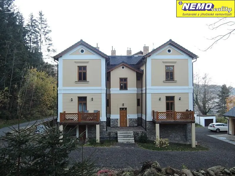 Prodej  vily 548 m², pozemek 2 012 m², Lázně, Prachatice - Prachatice II
