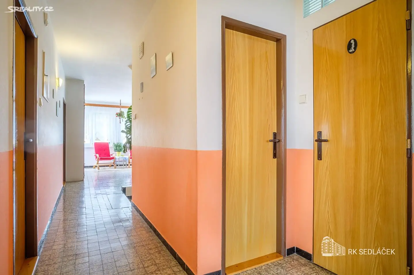 Prodej  rodinného domu 286 m², pozemek 1 173 m², Žižkova, Karlovy Vary - Stará Role