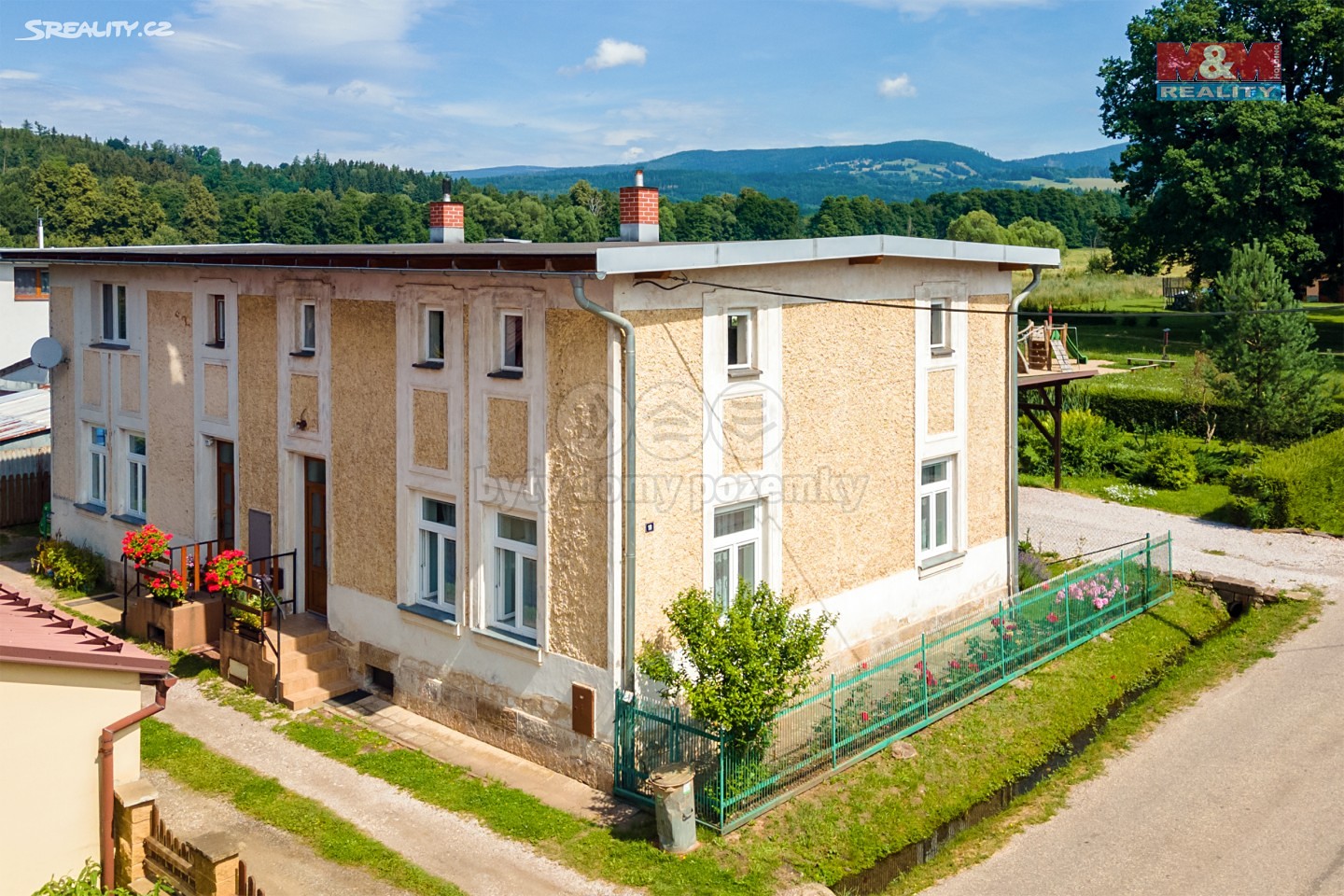 Prodej  rodinného domu 260 m², pozemek 493 m², Černý Důl - Fořt, okres Trutnov