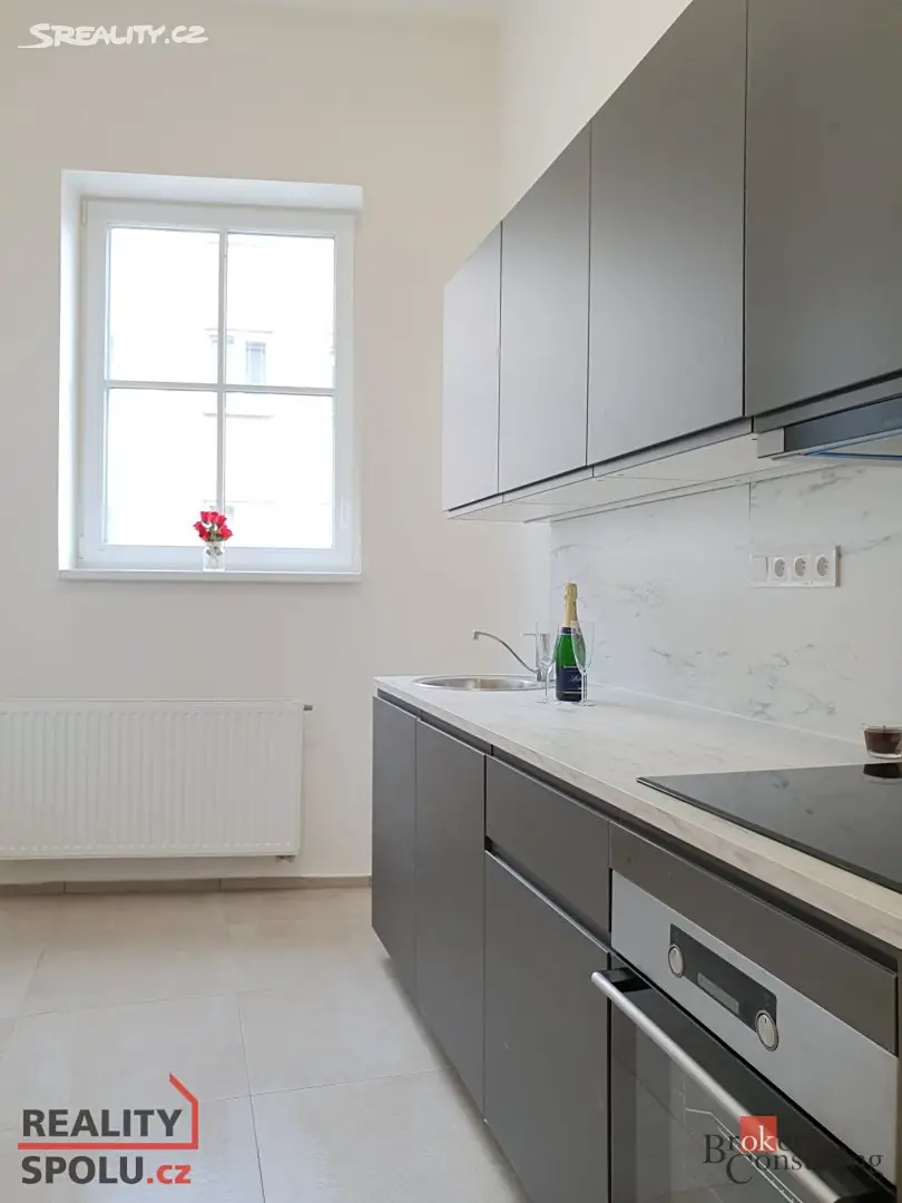 Pronájem bytu 2+kk 58 m², Mírové náměstí, Hlučín