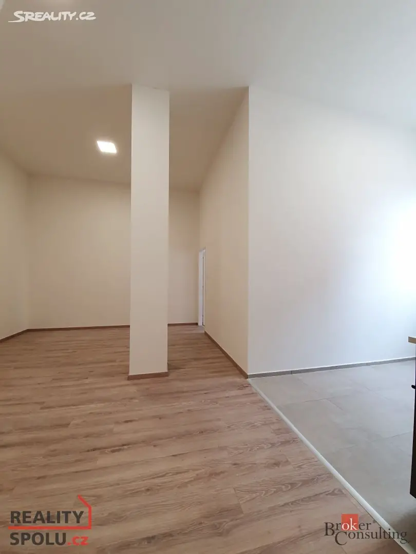 Pronájem bytu 2+kk 58 m², Mírové náměstí, Hlučín