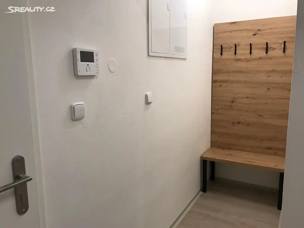 Pronájem bytu 2+kk 95 m², Dolní náměstí, Opava - Město