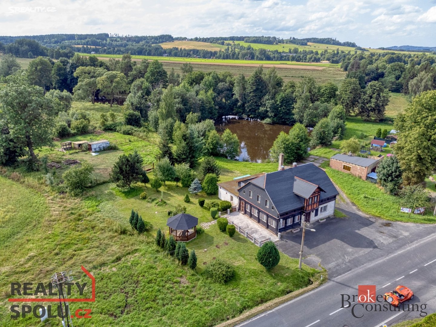 Prodej  rodinného domu 270 m², pozemek 1 955 m², Rumburská, Jiříkov - Starý Jiříkov