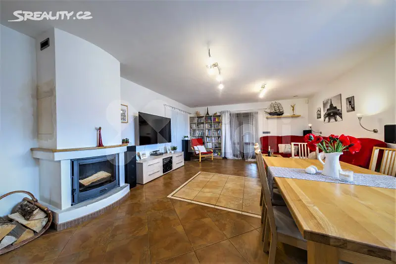 Prodej  rodinného domu 390 m², pozemek 266 m², Zbizuby, okres Kutná Hora