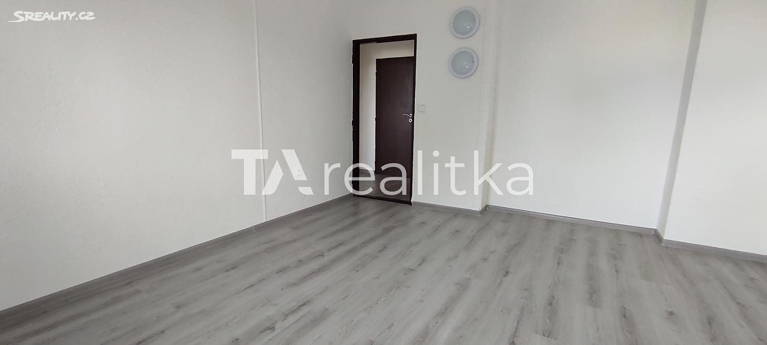 Prodej bytu 3+1 64 m², Fulnek - Děrné, okres Nový Jičín