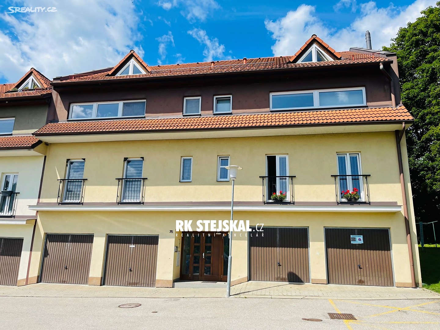 Prodej bytu 2+kk 66 m² (Podkrovní), Kájov - Staré Dobrkovice, okres Český Krumlov