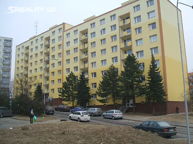 Pronájem bytu 2+1 65 m², Dřínovská, Chomutov