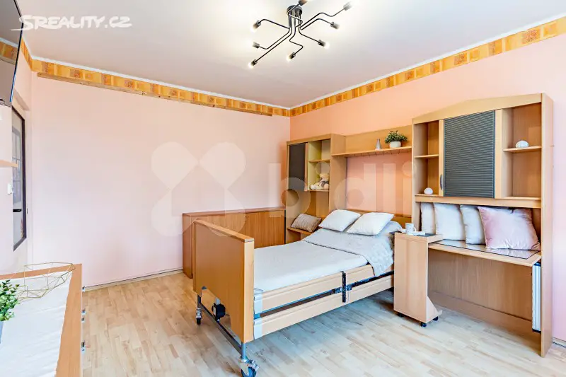 Prodej bytu 2+1 51 m², Vančurova, Teplice