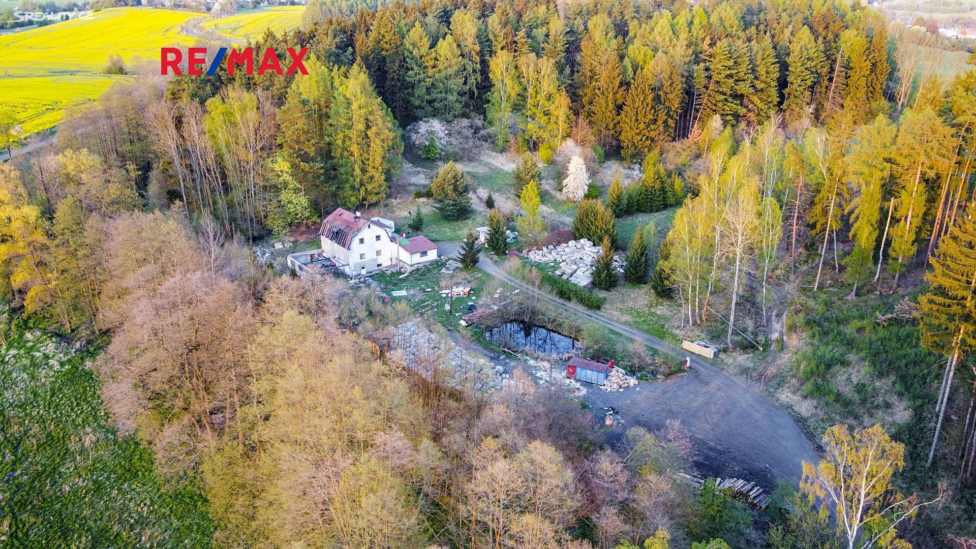 Prodej  stavebního pozemku 4 310 m², Sadov - Lesov, okres Karlovy Vary