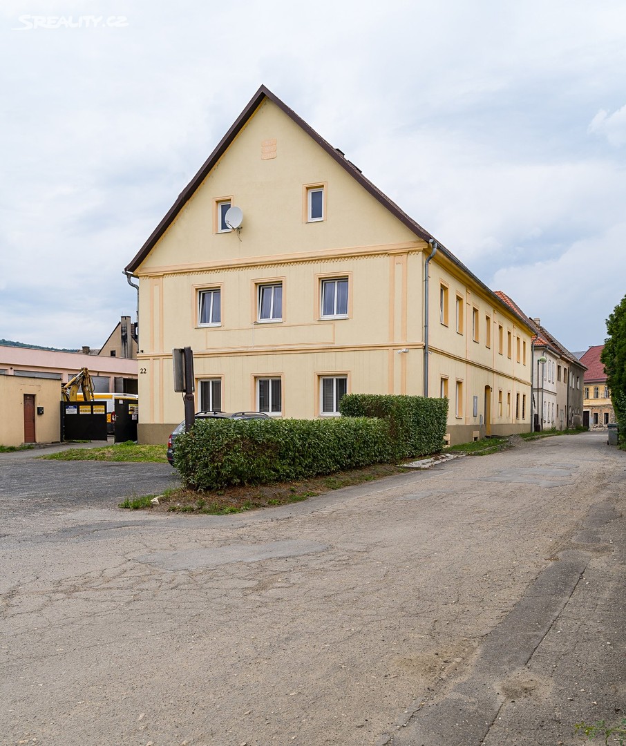 Prodej  zemědělské usedlosti 880 m², pozemek 1 310 m², Ronovská, Kravaře