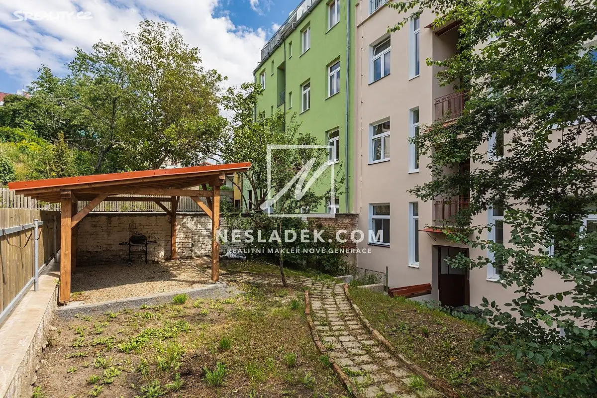 Pronájem bytu 2+kk 38 m², Davídkova, Praha 8 - Libeň