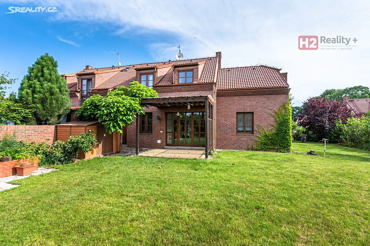 Prodej  rodinného domu 175 m², pozemek 582 m², Nad Mlýnským Rybníkem, Dobřejovice