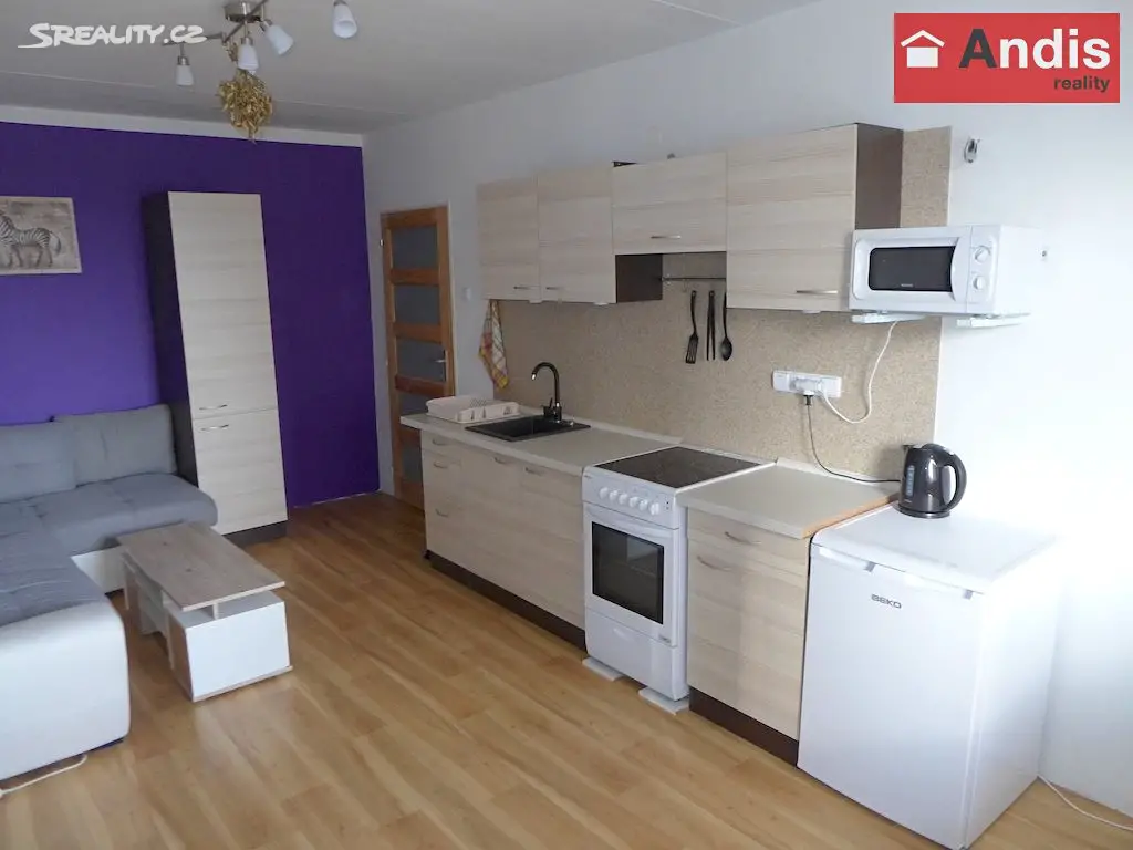 Pronájem bytu 1+1 33 m², Aléská, Bílina - Pražské Předměstí