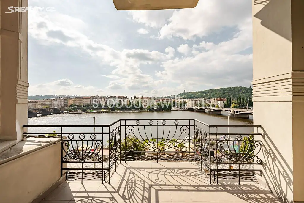 Prodej bytu 6 pokojů a více 263 m², Rašínovo nábřeží, Praha 2 - Nové Město