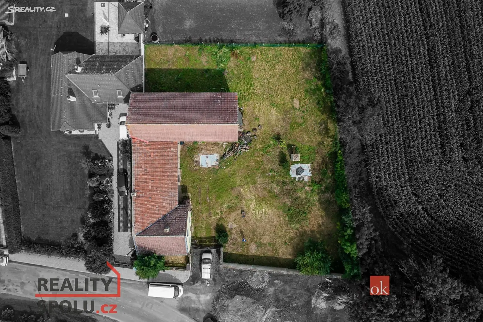 Prodej  rodinného domu 260 m², pozemek 1 180 m², Chorušice, okres Mělník
