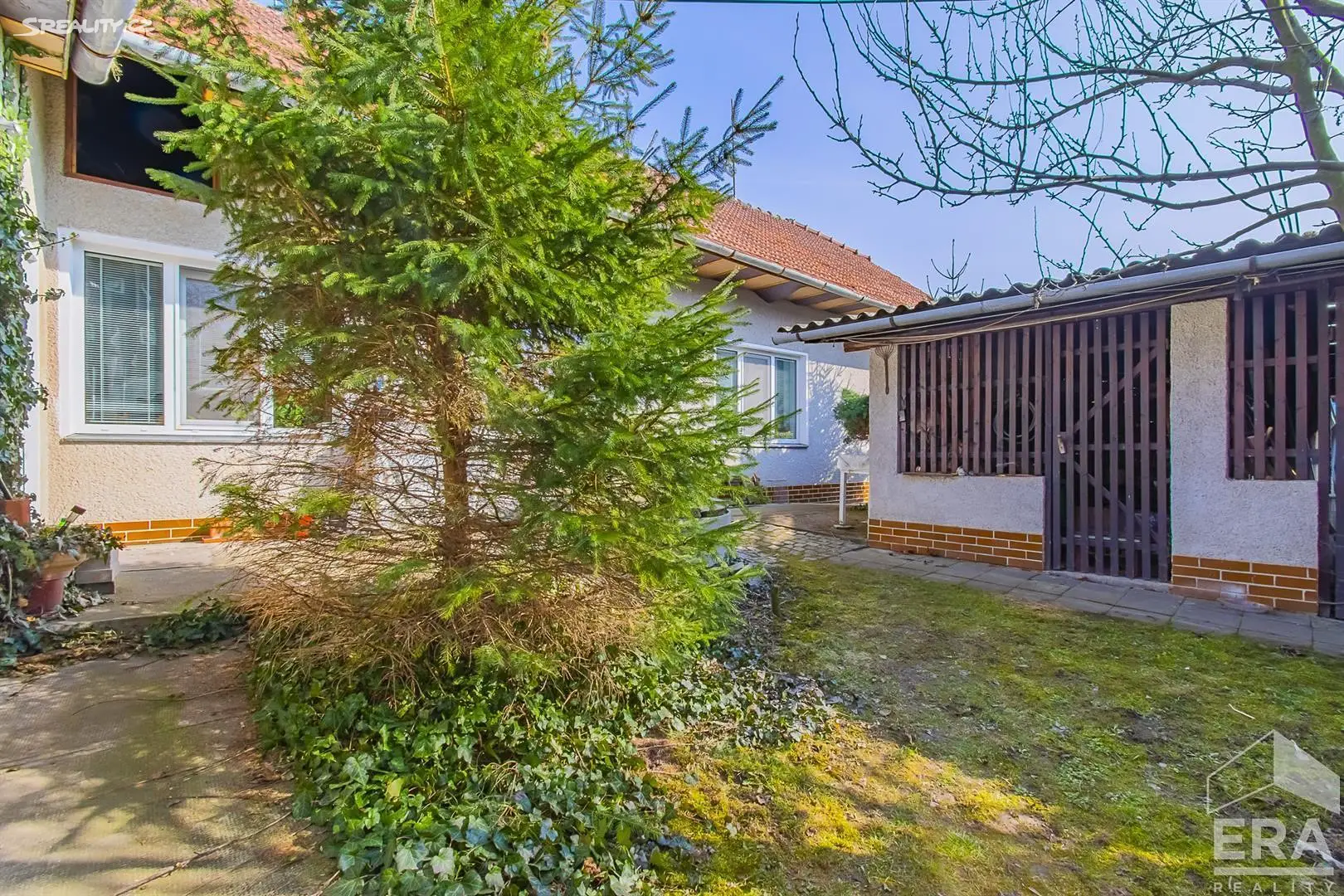Prodej  rodinného domu 270 m², pozemek 565 m², Ptení, okres Prostějov