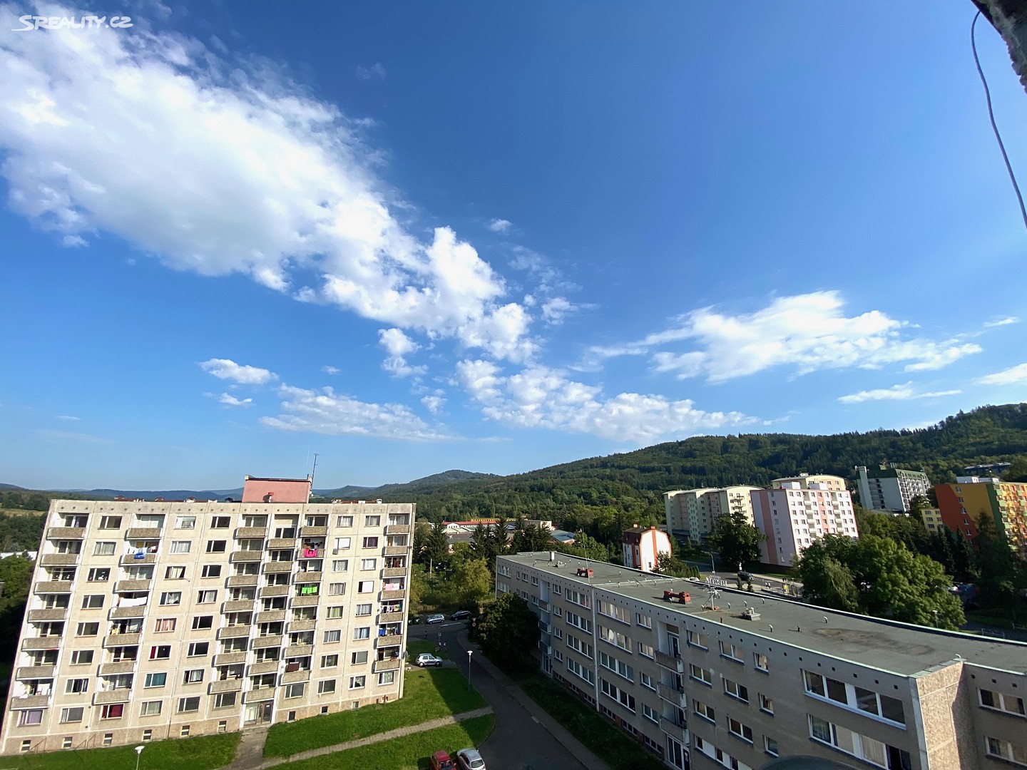 Prodej bytu 3+1 76 m², Úvalská, Karlovy Vary - Drahovice