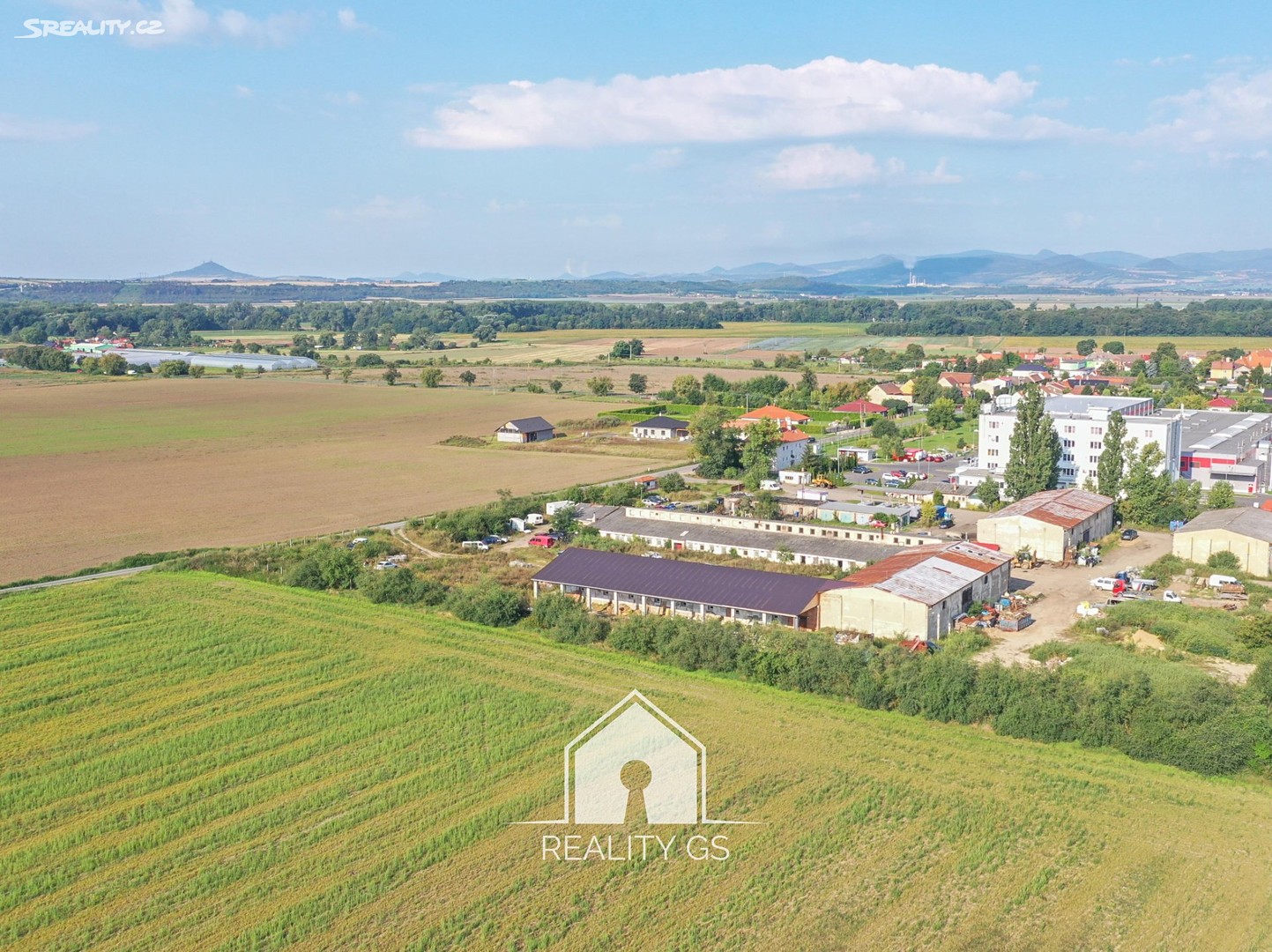 Prodej  komerčního pozemku 5 450 m², Bohušovice nad Ohří, okres Litoměřice