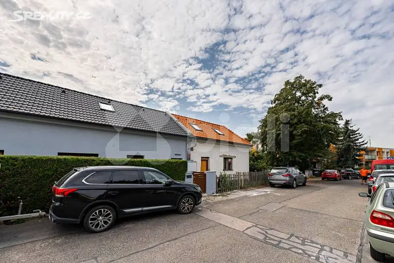 Prodej  rodinného domu 159 m², pozemek 116 m², Trhanovské náměstí, Praha 10 - Hostivař