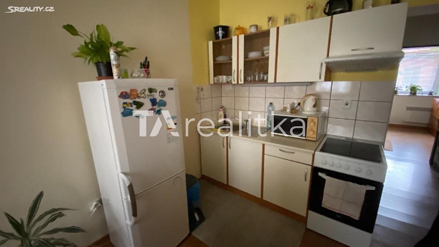 Prodej bytu 1+1 32 m², Krnov - Pod Cvilínem, okres Bruntál