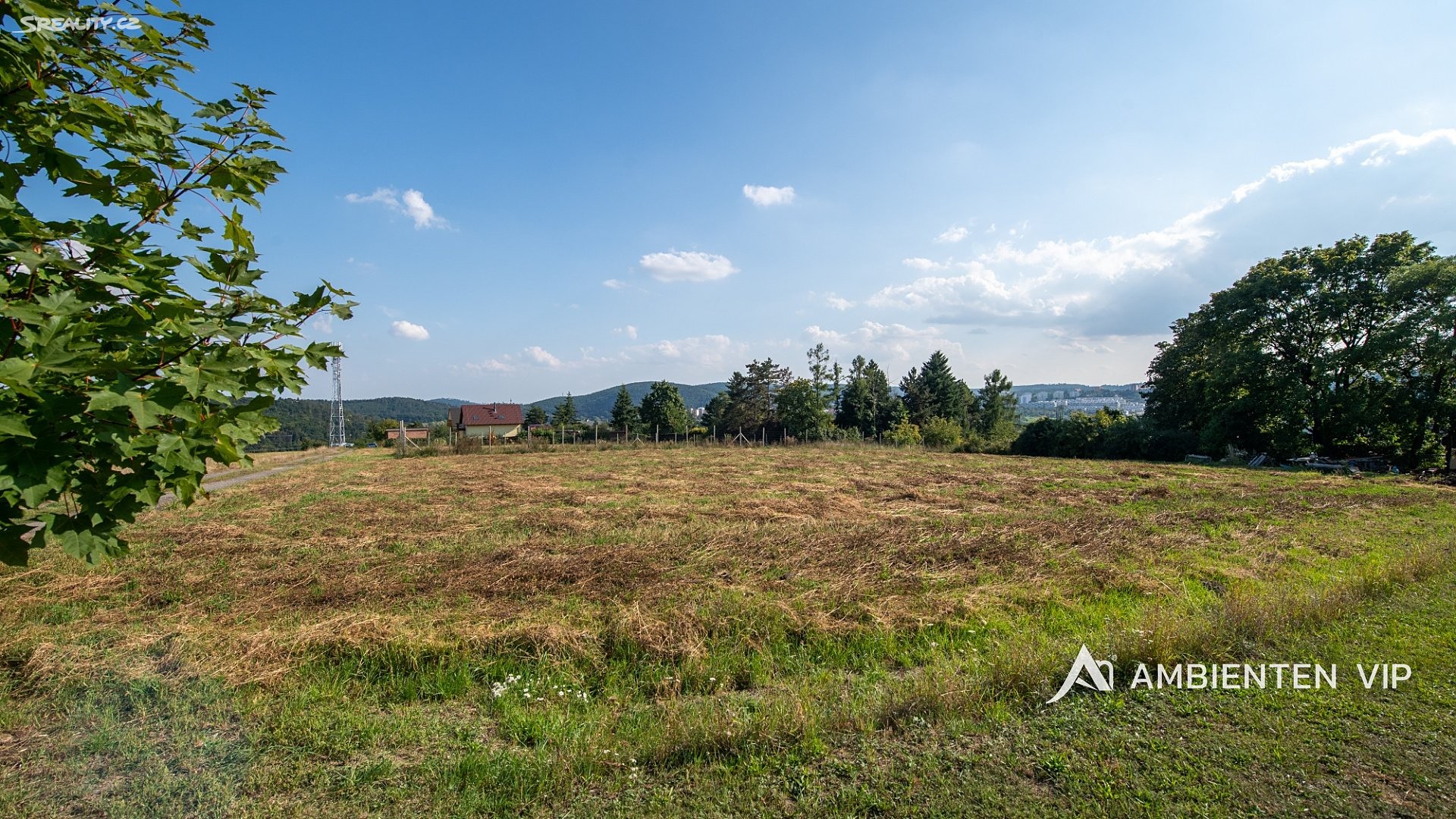 Prodej  pozemku 2 042 m², Brno - Kníničky, okres Brno-město