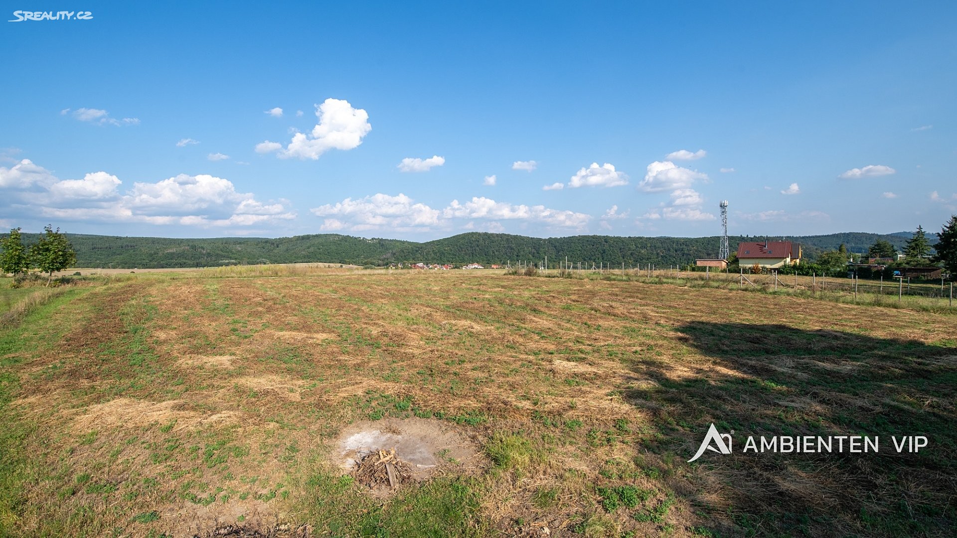 Prodej  pozemku 2 042 m², Brno - Kníničky, okres Brno-město