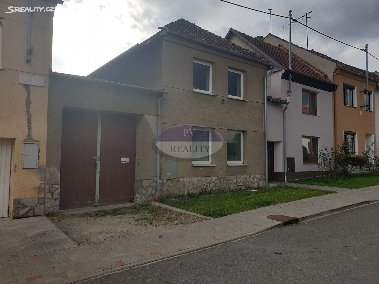 Prodej  rodinného domu 100 m², pozemek 1 345 m², Slatinky, okres Prostějov