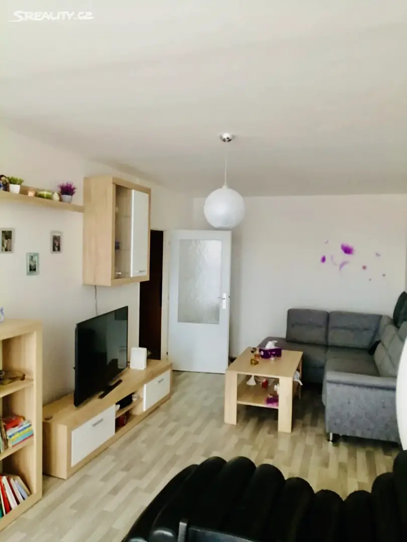 Pronájem bytu 2+1 70 m², Praha 9 - Černý Most