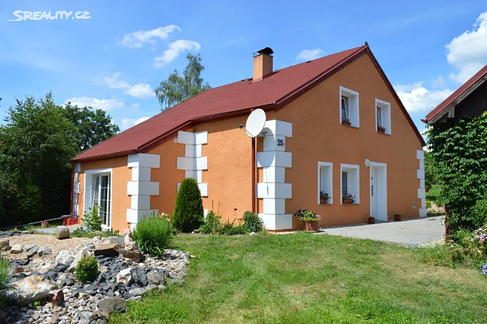 Prodej  rodinného domu 200 m², pozemek 1 415 m², Pšov - Semtěš, okres Karlovy Vary