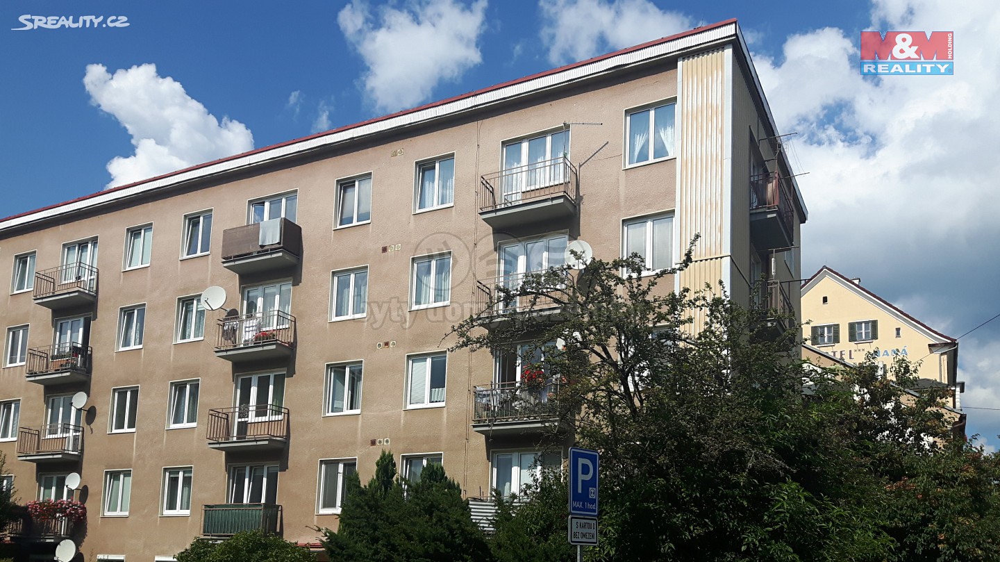 Pronájem bytu 3+1 65 m², Lužická, Mariánské Lázně