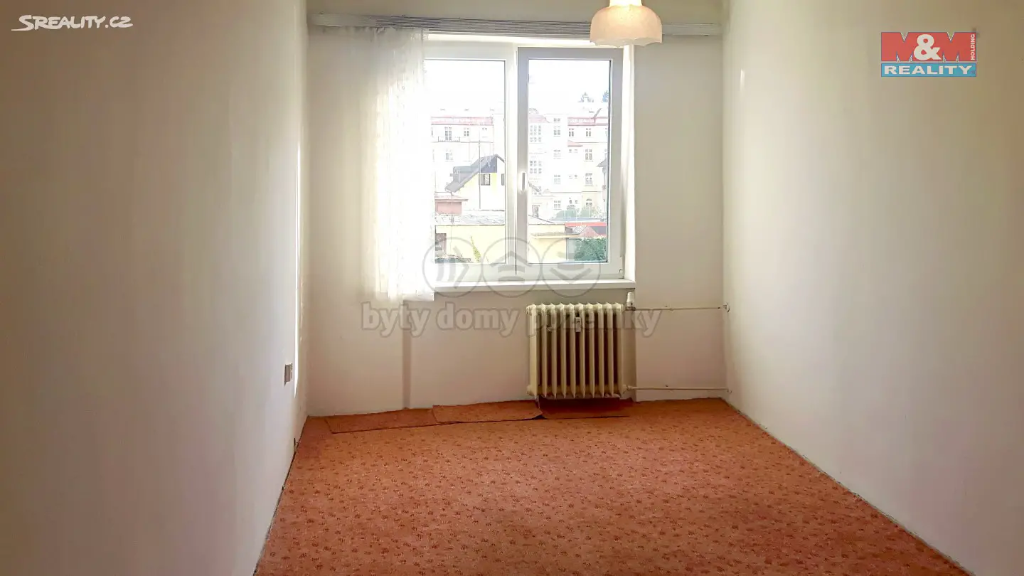 Pronájem bytu 3+1 65 m², Lužická, Mariánské Lázně
