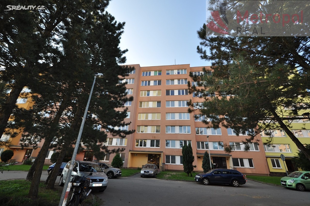 Prodej bytu 3+1 42 m², Mezilesí, Praha 9 - Horní Počernice