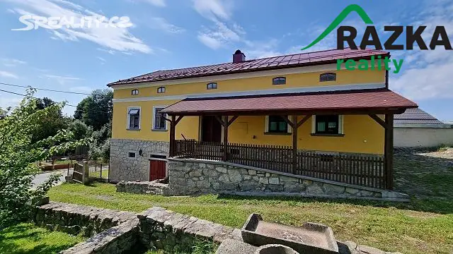 Prodej  rodinného domu 300 m², pozemek 816 m², Hošťka, okres Tachov