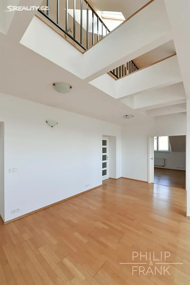 Pronájem bytu 4+kk 140 m², Komornická, Praha 6 - Dejvice