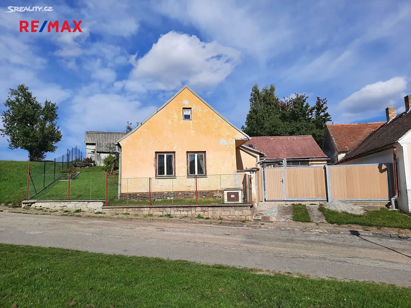 Prodej  rodinného domu 127 m², pozemek 1 041 m², Cizkrajov - Mutná, okres Jindřichův Hradec