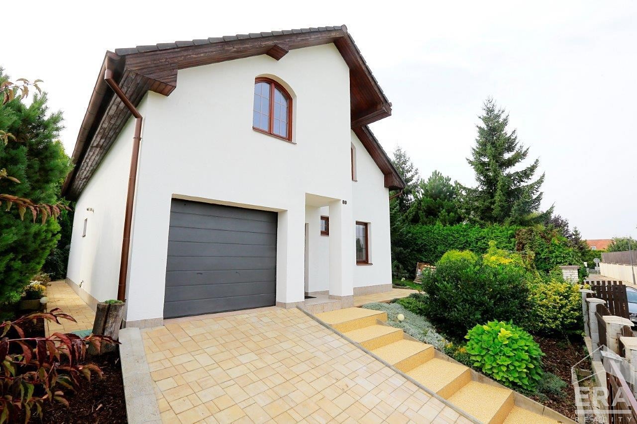 Prodej  rodinného domu 188 m², pozemek 803 m², Na Homolkách, Vodochody - Hoštice