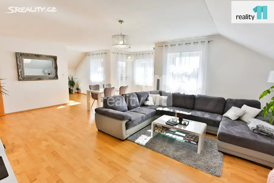 Prodej  rodinného domu 317 m², pozemek 840 m², Albatrosová, Jesenice - Zdiměřice