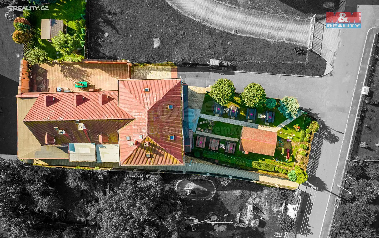 Prodej  rodinného domu 1 130 m², pozemek 1 130 m², Velké Březno, okres Ústí nad Labem