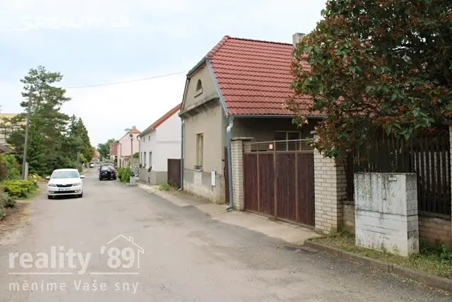 Prodej  rodinného domu 151 m², pozemek 1 995 m², Kmetiněves, okres Kladno