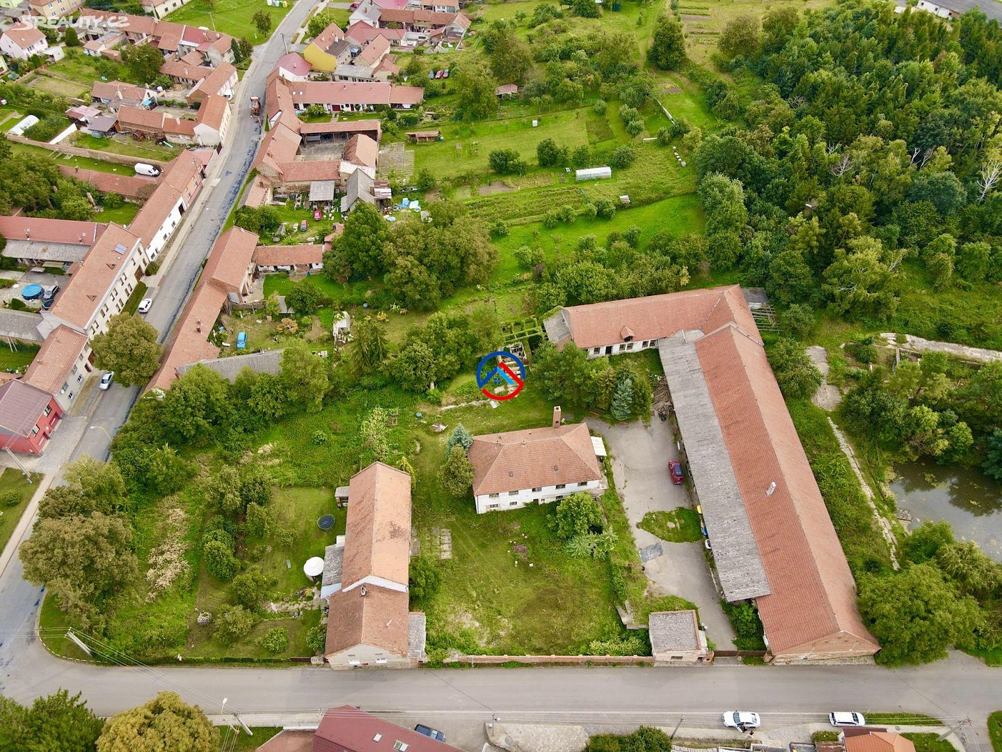 Prodej  rodinného domu 2 100 m², pozemek 6 014 m², Želeč, okres Prostějov