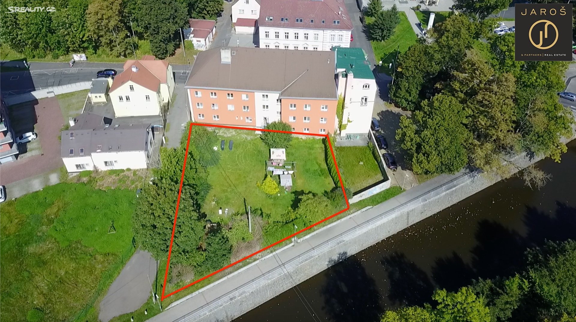 Prodej  stavebního pozemku 960 m², K Nábřeží, Cheb