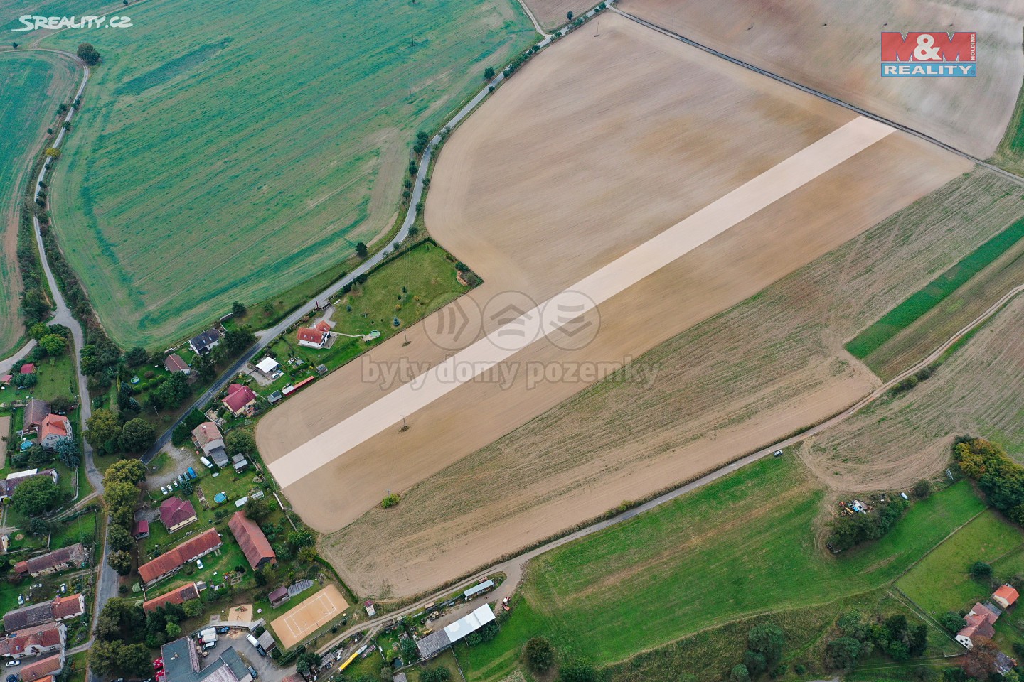 Prodej  stavebního pozemku 6 001 m², Hromnice, okres Plzeň-sever