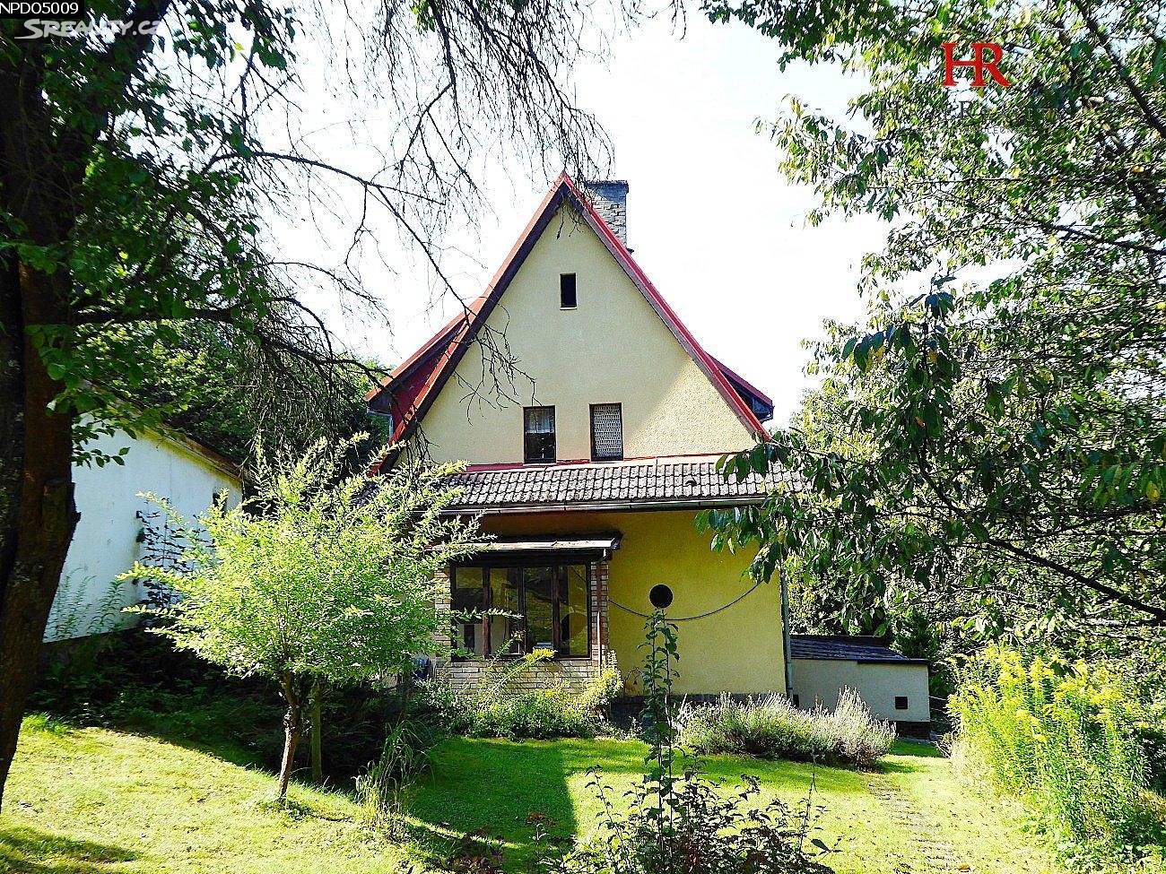 Prodej  rodinného domu 180 m², pozemek 8 064 m², Chocerady - Vlkovec, okres Benešov