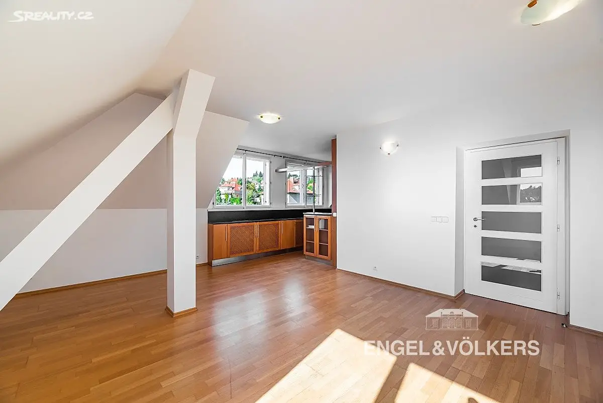 Pronájem bytu 4+kk 165 m², Komornická, Praha 6 - Dejvice